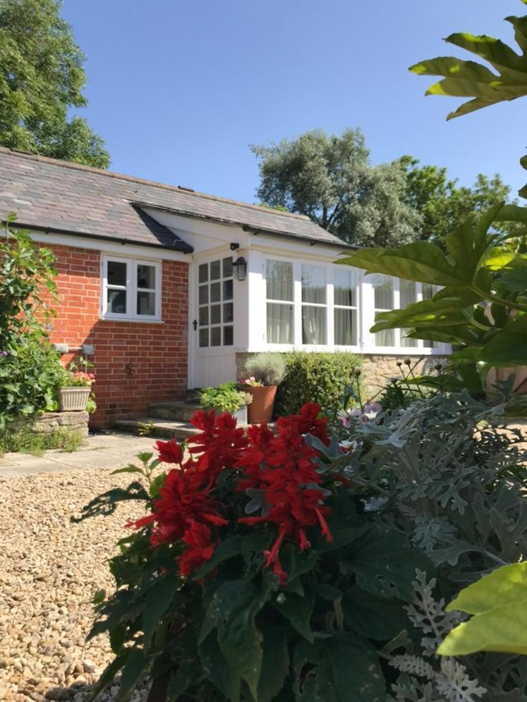Norburton Hall Cottages Bridport Zewnętrze zdjęcie